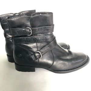 Born, short black boots